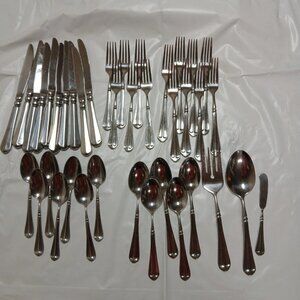 Mikasa French Countryside 39 Piece Set Spoon Knife Fork 5 Settings Flatware